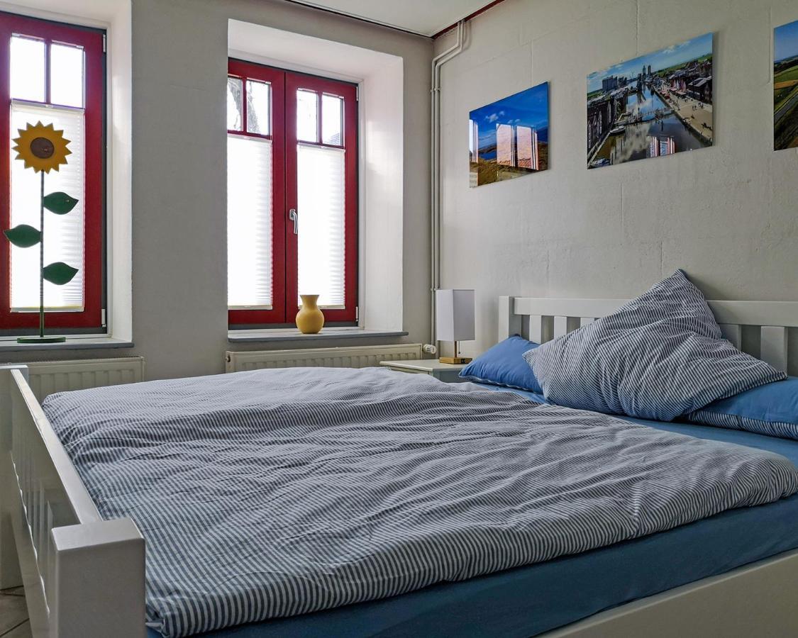 Gemuetliches Ferienhaus - Ankommen Und Wohlfuehlen Husum  Bagian luar foto