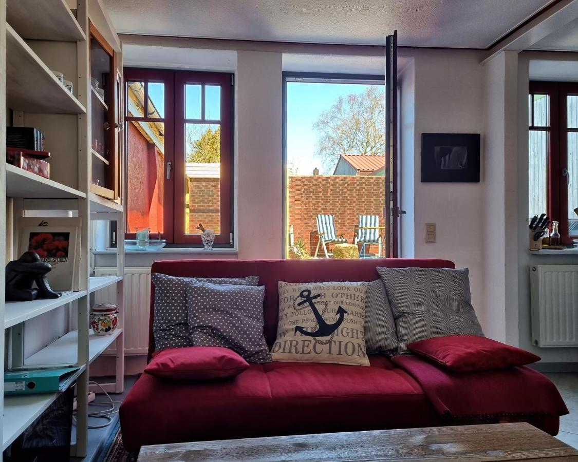 Gemuetliches Ferienhaus - Ankommen Und Wohlfuehlen Husum  Bagian luar foto